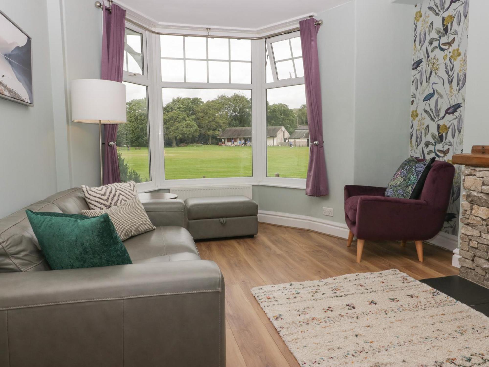 Boundary House Holiday home *