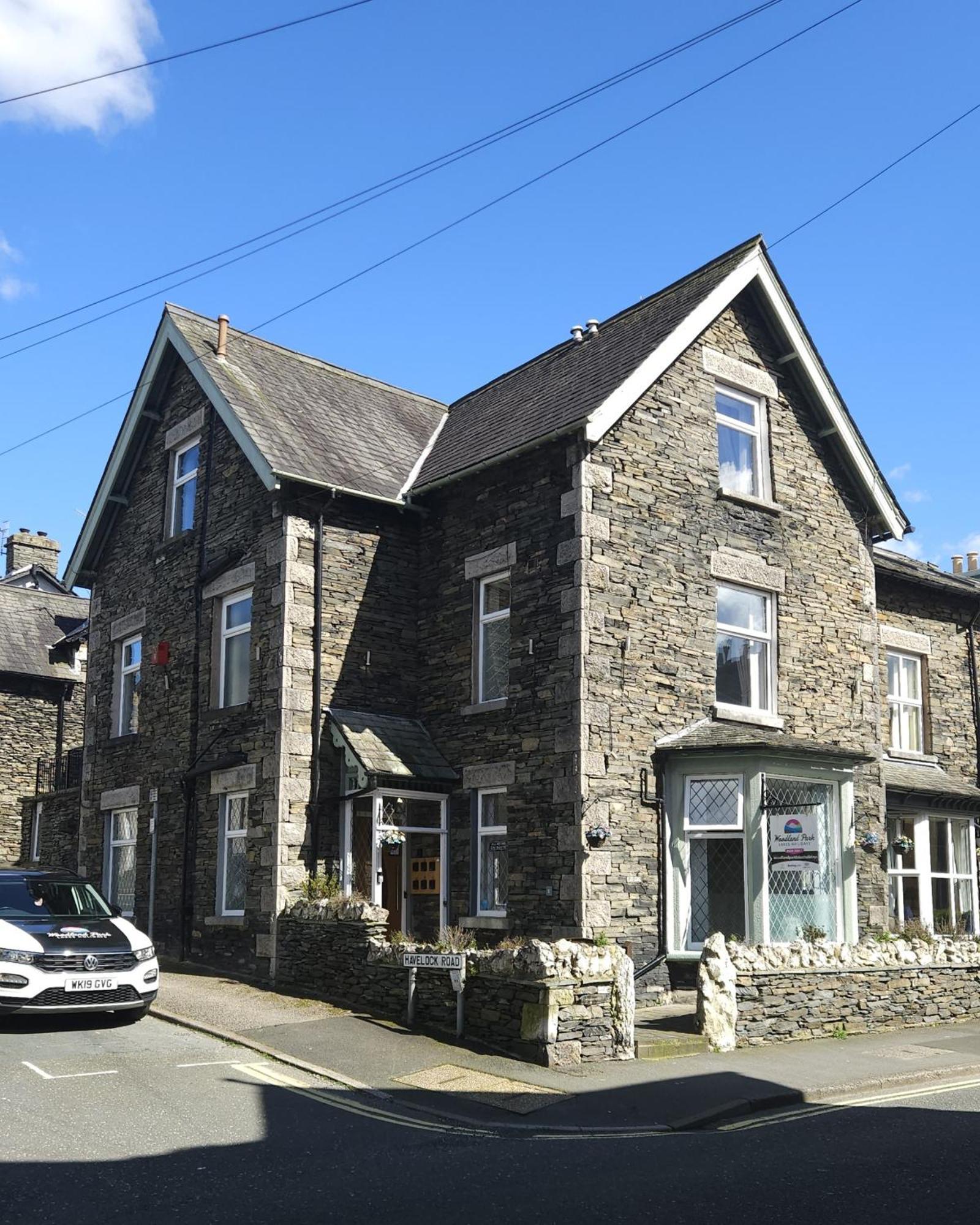 Bonny Brae House By Woodland Park 3*