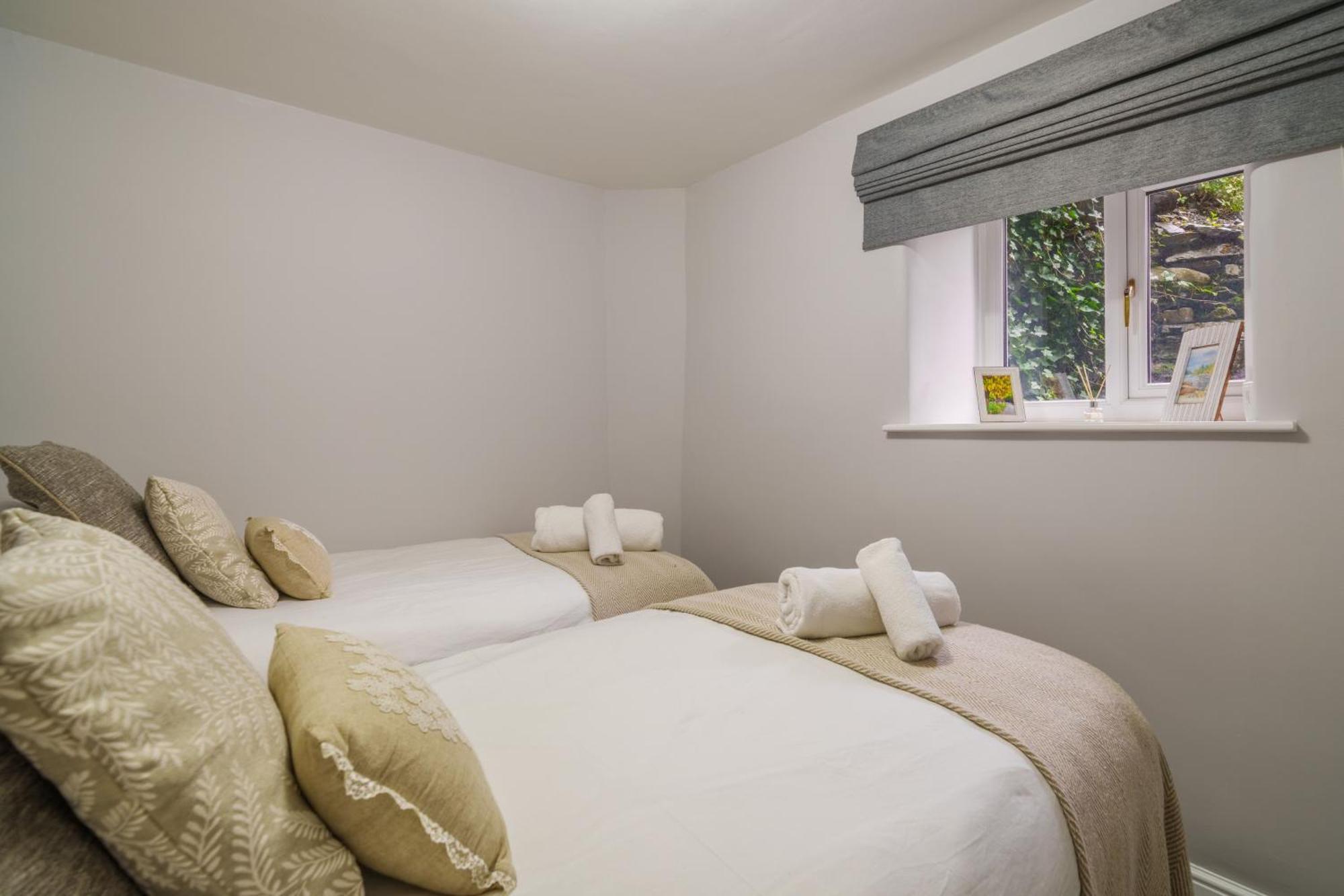 Laburnum - Town Centre, With Parking * Windermere