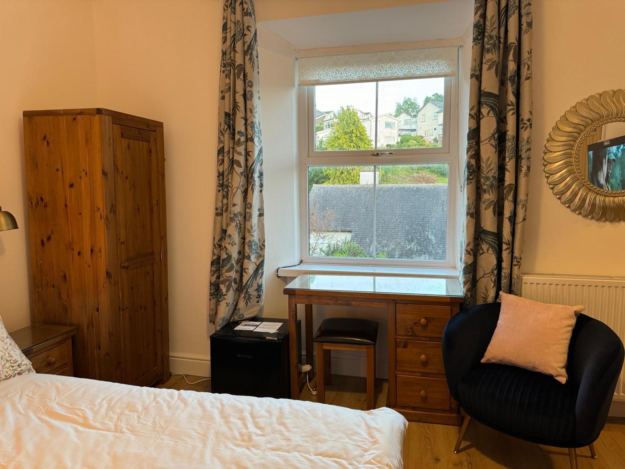 King-bed En-suite Windermere