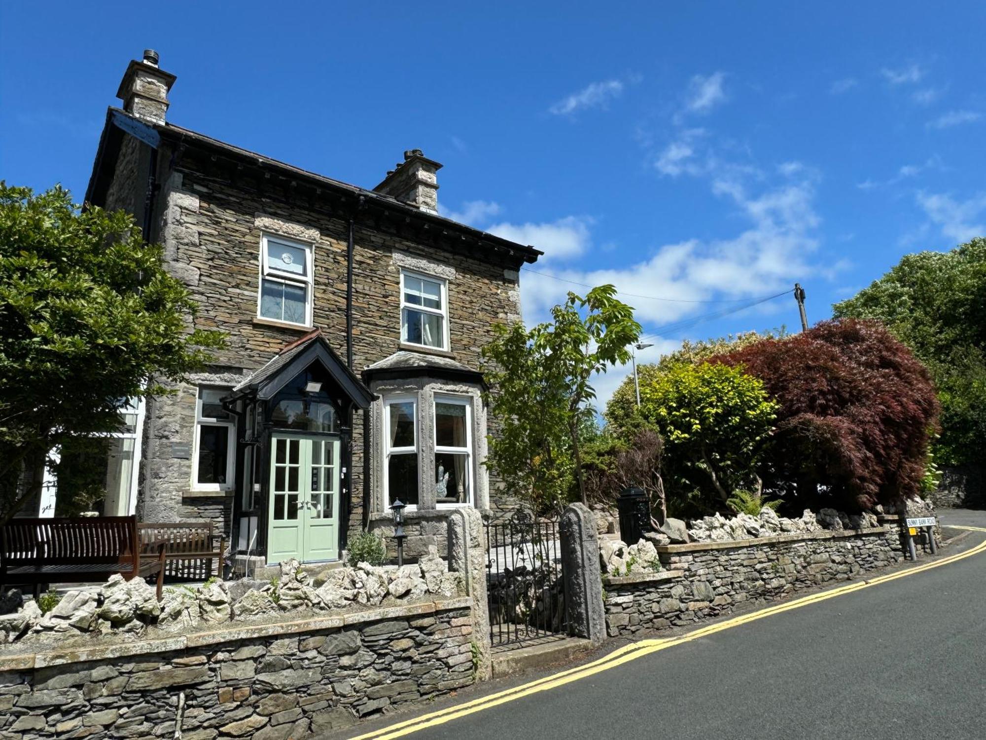 Guest house King-bed En-suite Windermere