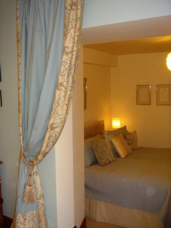Bed & Breakfast Annesdale House *