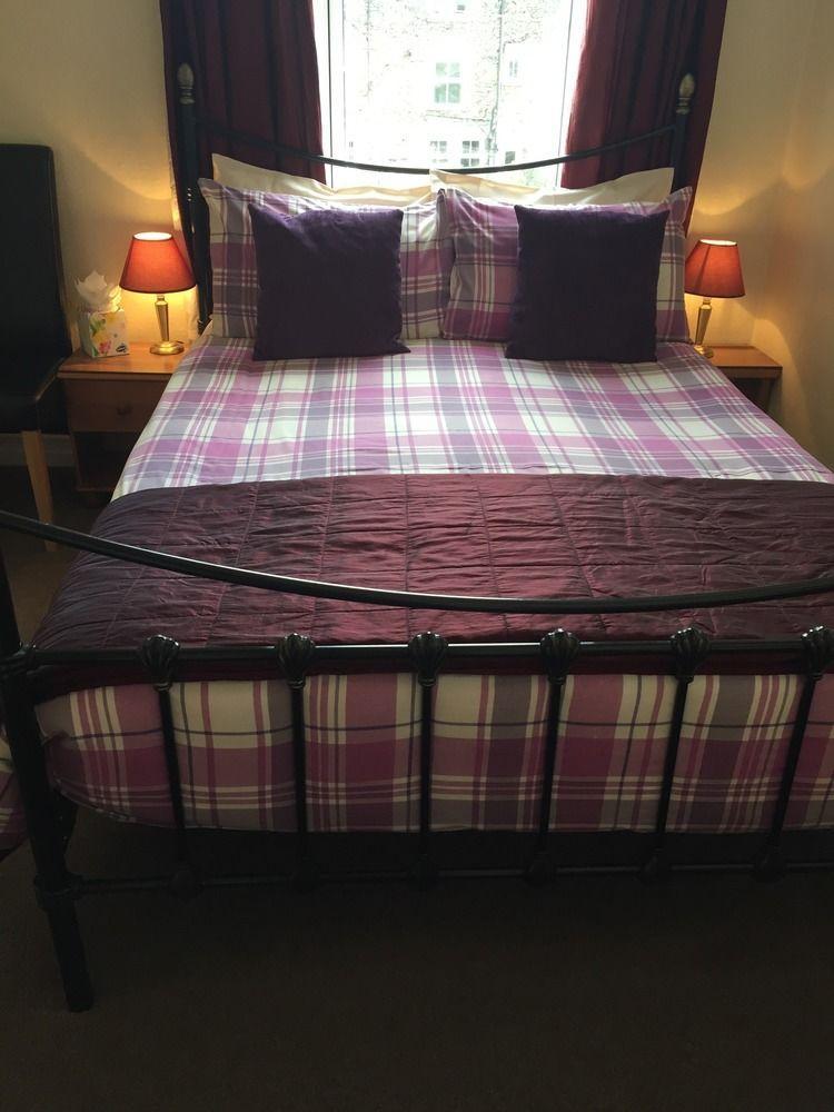 Westbury House 3* Windermere
