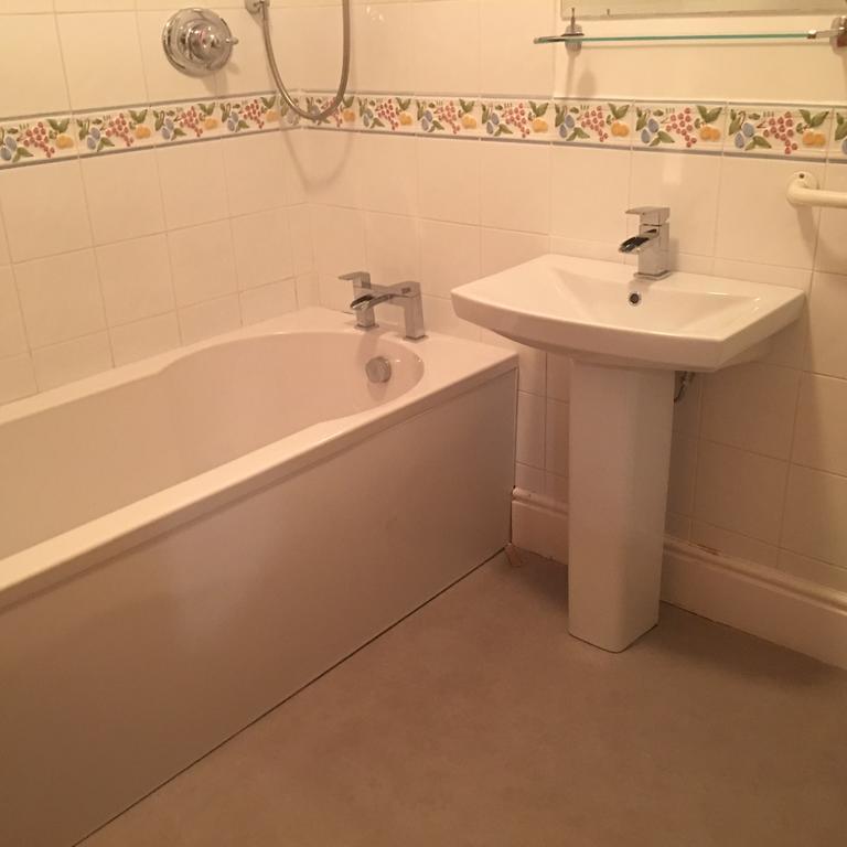 Ivy Bank 4*