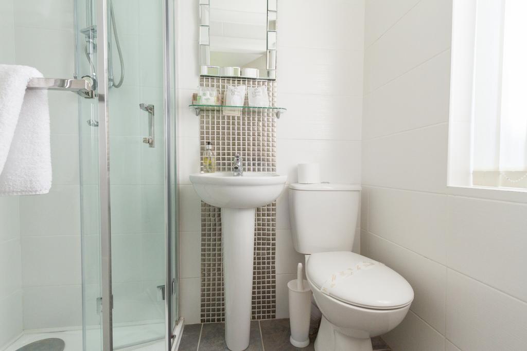 Meadfoot Guesthouse Room Only Accommodation For Adults 4*