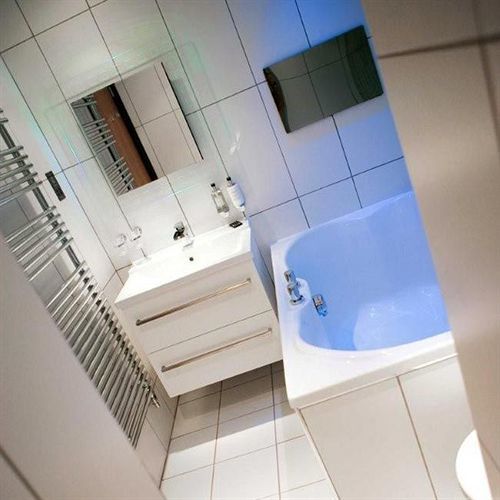 Windermere Suites Guest house
