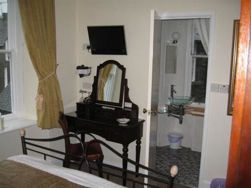 Apartment Crompton House