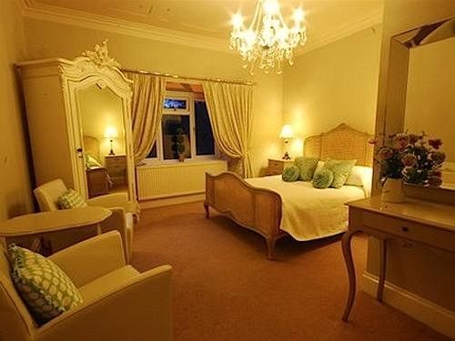 Hilton House Apartment *
