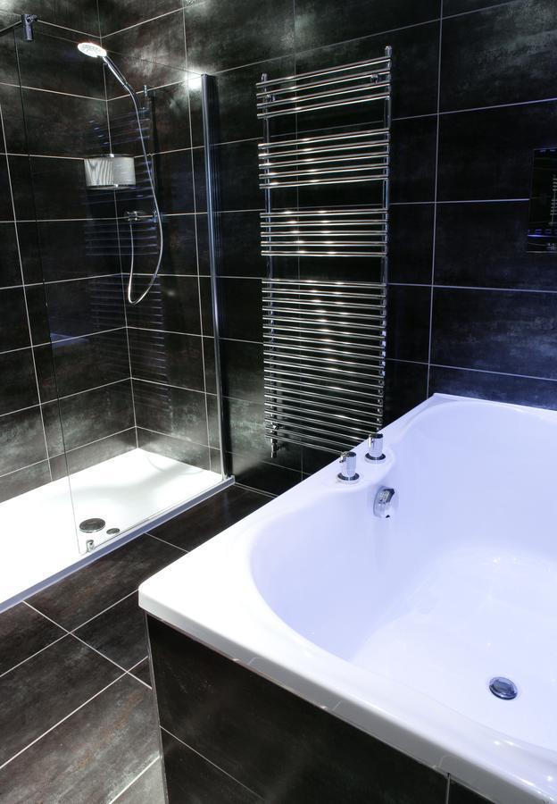Guest house Windermere Suites