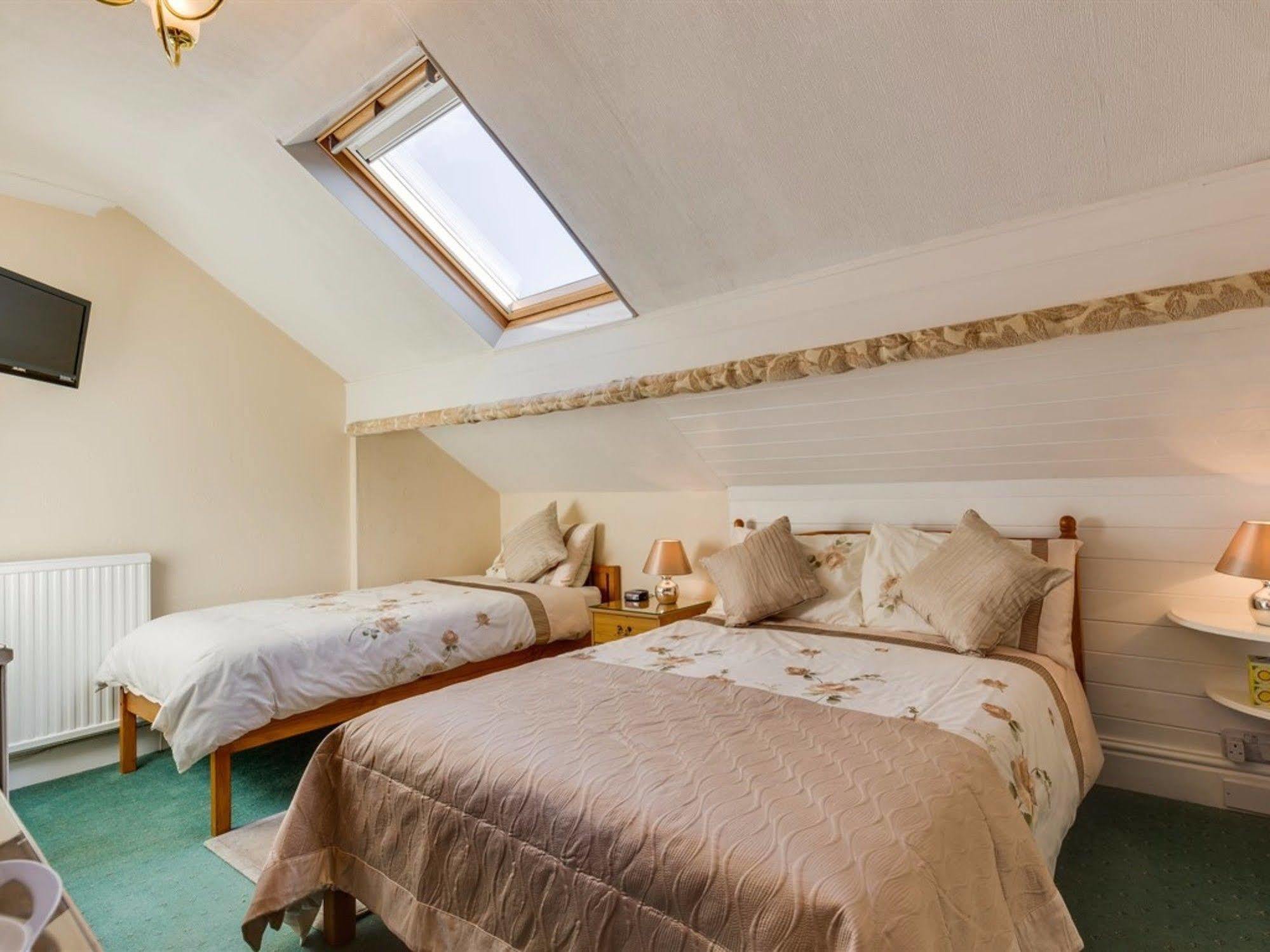 Lindisfarne House - 4*