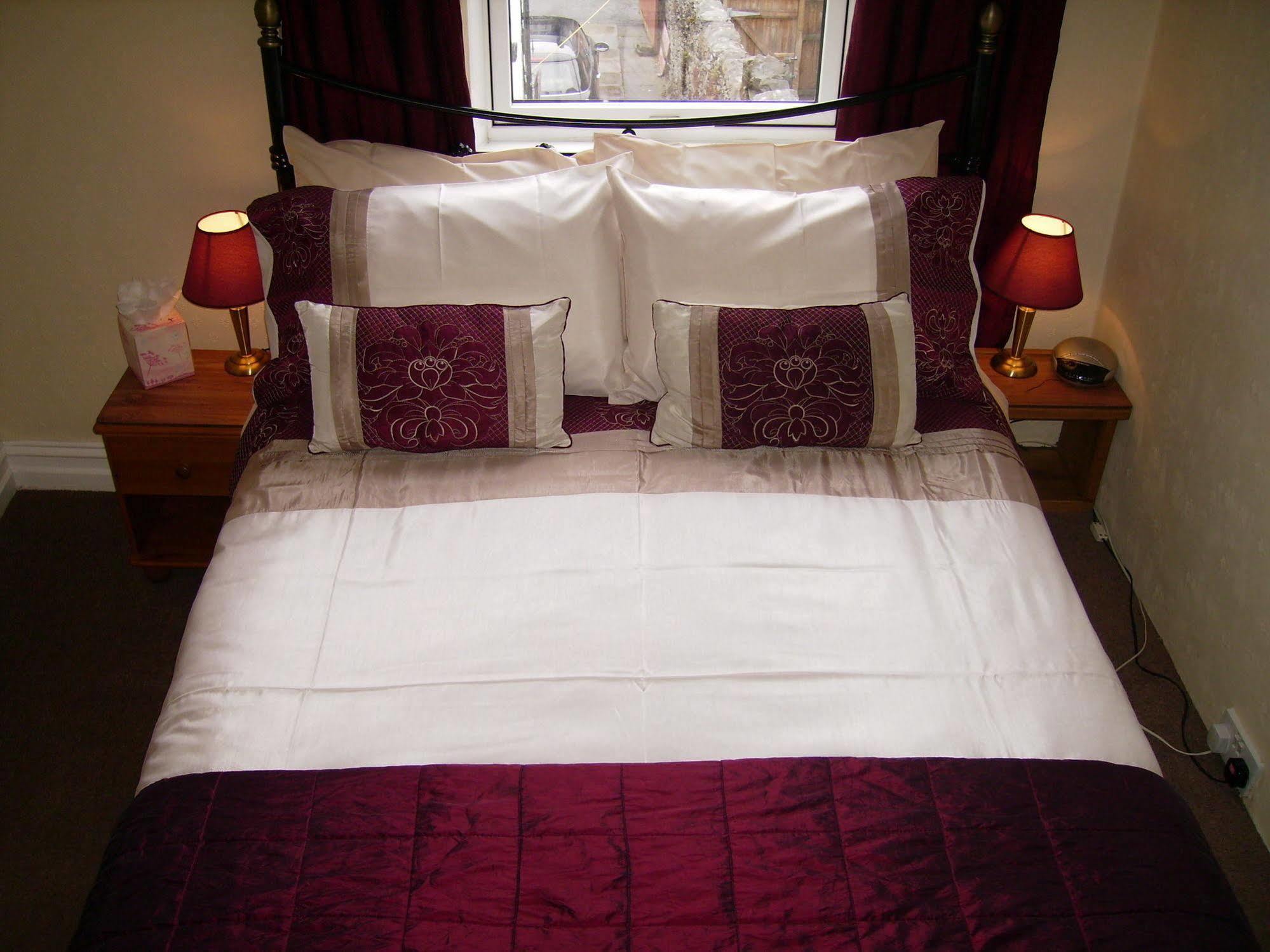 Westbury House 3*