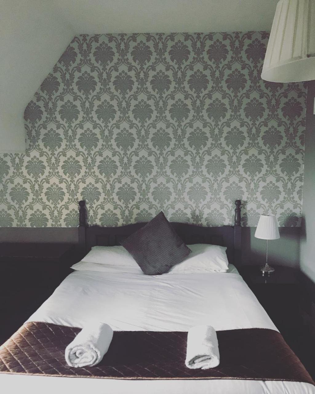 Inn The Grey Walls 4*