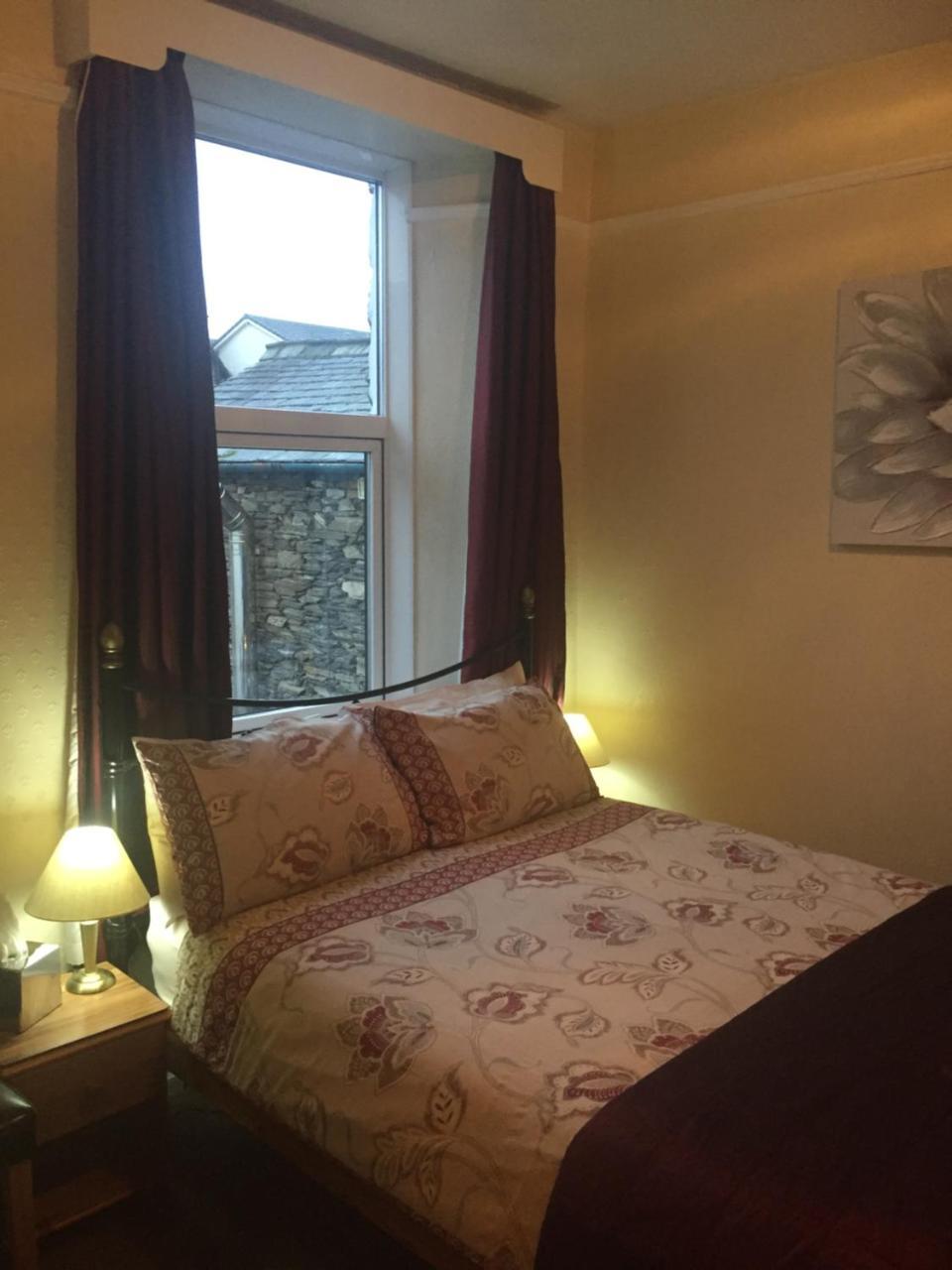Westbury House 3* Windermere
