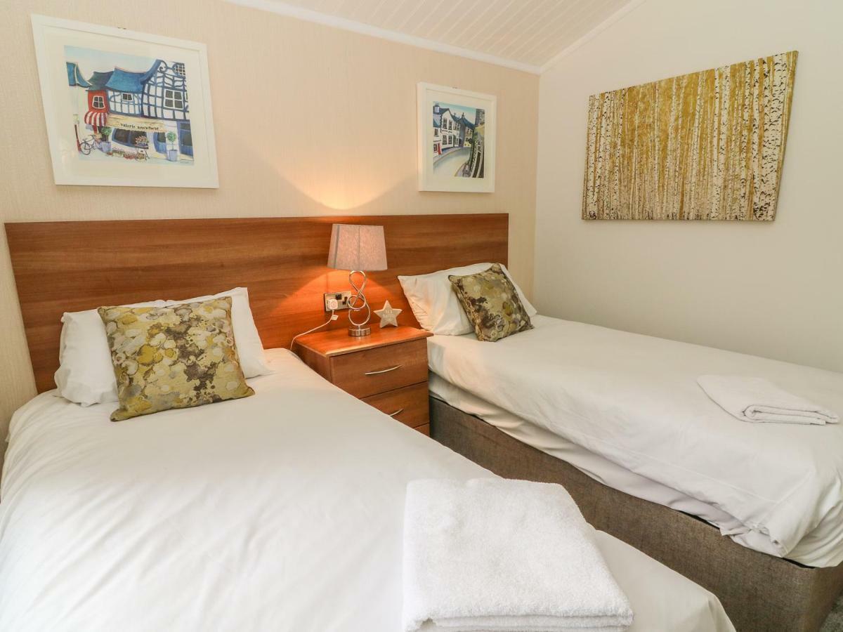 Holiday home Bowness 66 *