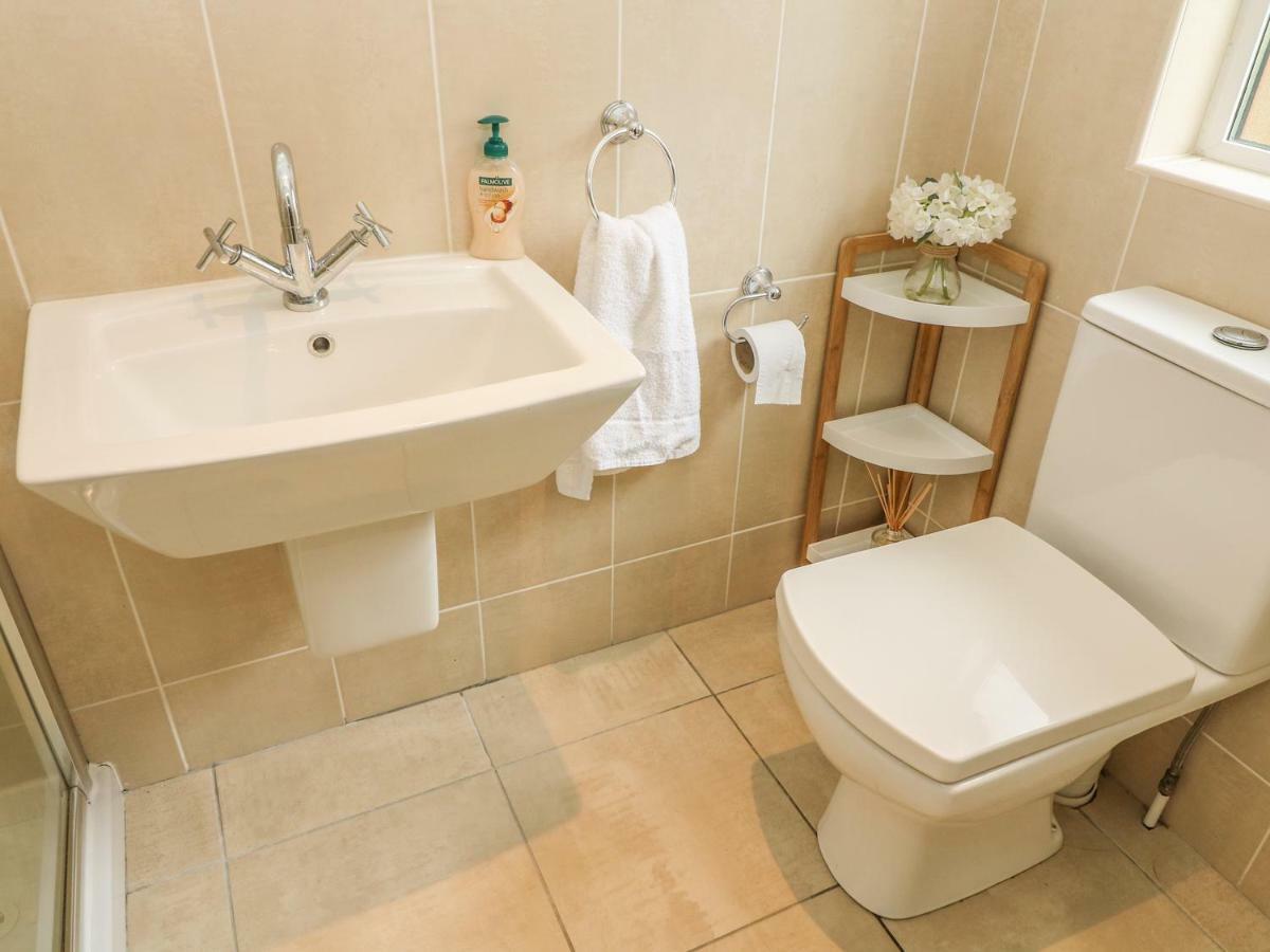 Bowness 66 Holiday home Windermere