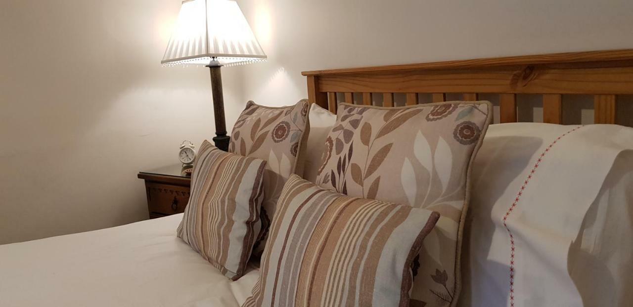 Lyndale Self-catering Sleeps 4 Apartment