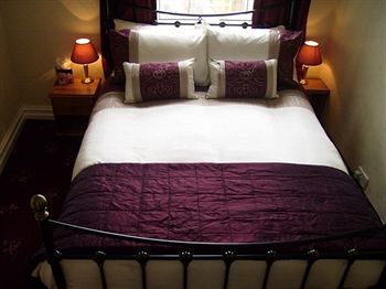 Westbury House 3*